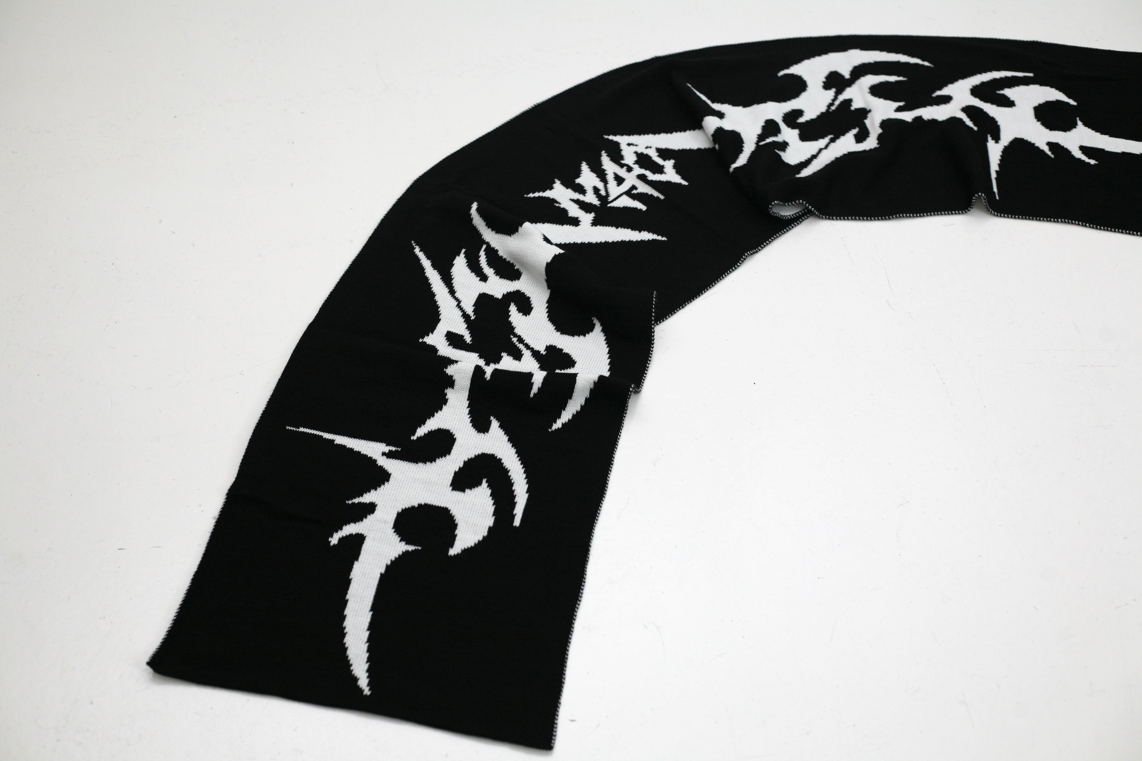 Oversized Scarf TRB black