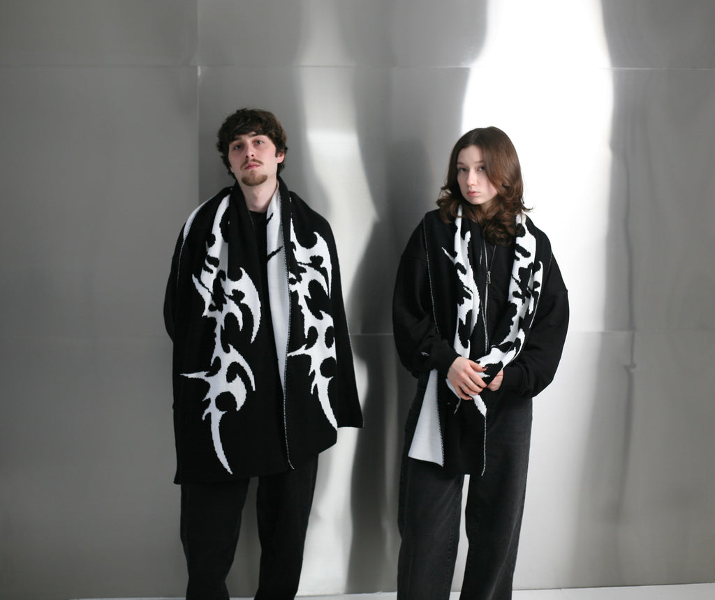 Oversized Scarf TRB black