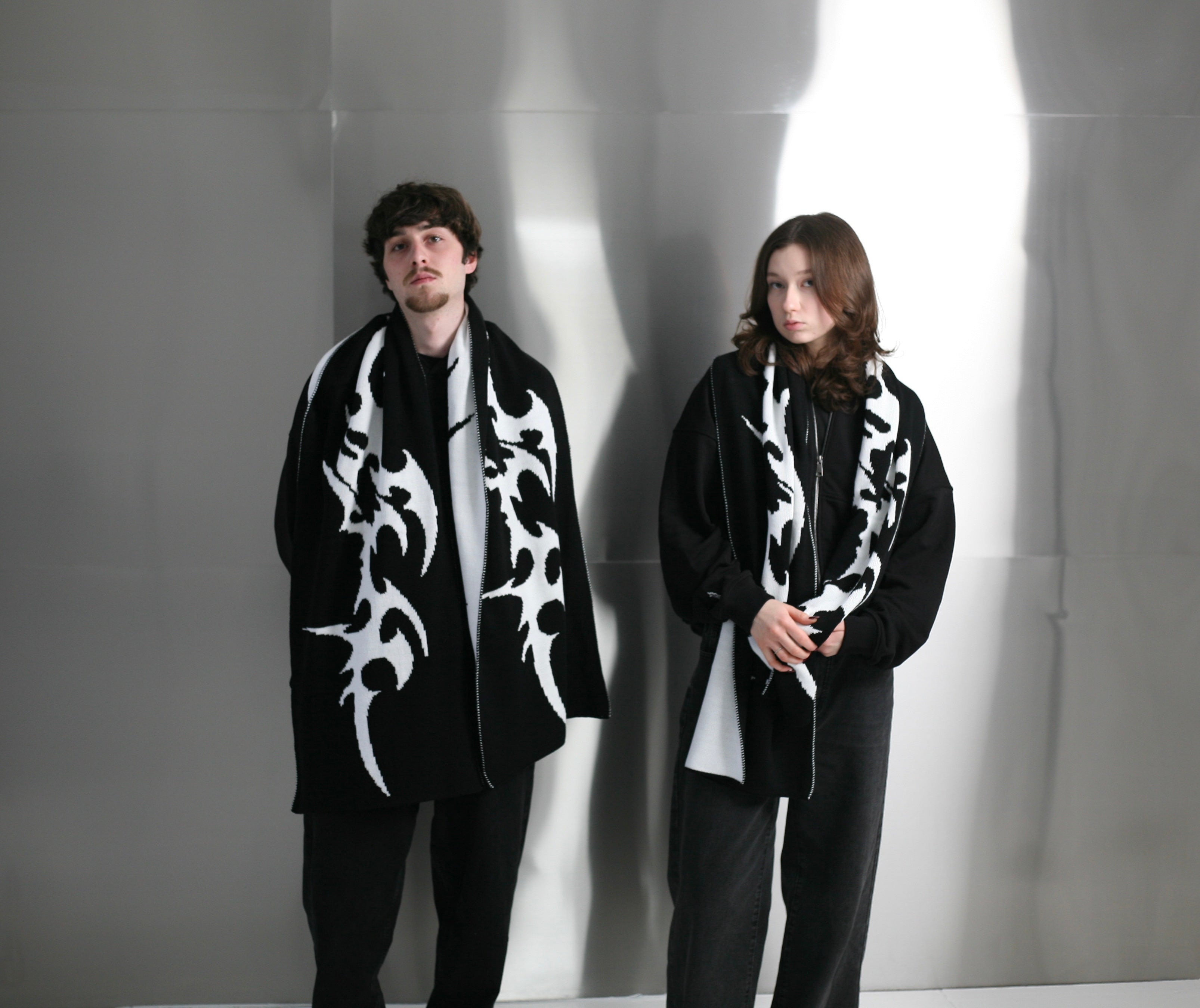 Oversized Scarf TRB black